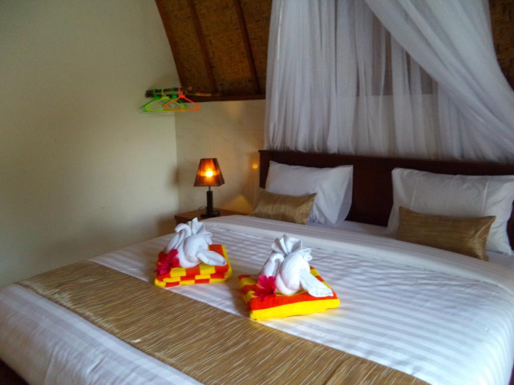 G Two Cottages Gili Air Exterior photo